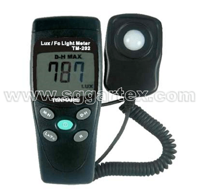 Máy đo cường độ ánh sáng TM-202