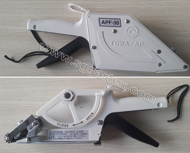 thiet-bi-dan-nhan-mac-dang-cam-tay-APF-30 May dan nhan cam tay chuyen dung de dan cac loai nhan mac, ma vach, logo len san pham nhanh chong va chinh xac. Thiet bi dan nhan cam tay APF-30 nhap khau chinh hang, gia tot nhat,giao hang tren toan quoc.