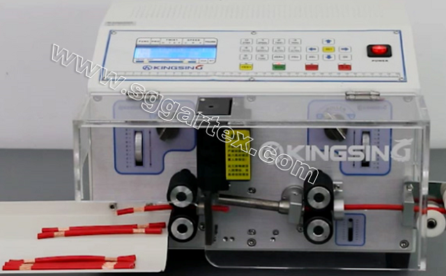 may cat tuot day dien tu dong KS-W606 dung de cat va tuot day dien voi kich thuoc day 0.1 – 10.0mm2, dieu chinh chieu dai cat tuot de dang. May cat tuot day dien tu dong KS-W606 nhap khau chinh hang, gia re, giao hang toan quoc.